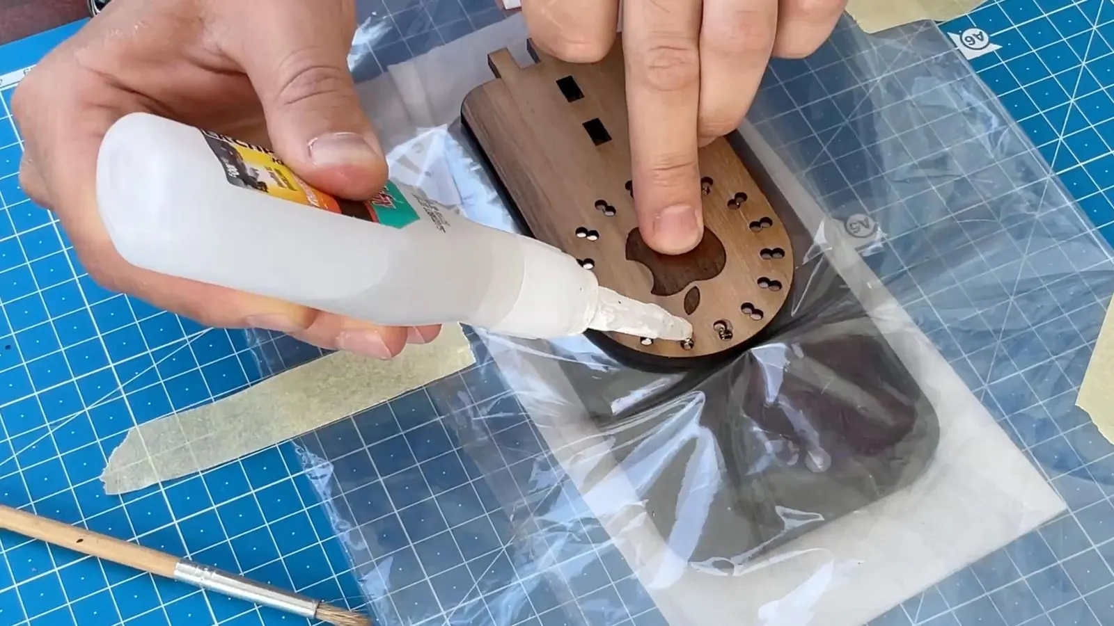 Wooden MagSafe Tripod Mount: gluing the layered wooden frame