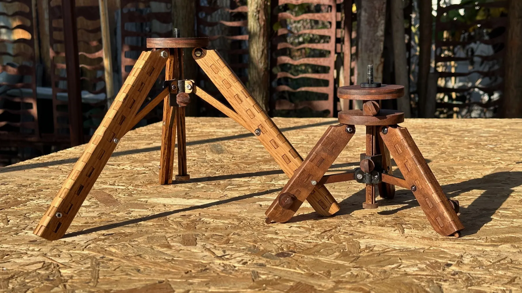 Foldable Wooden Tripod: tripod viewed from the front