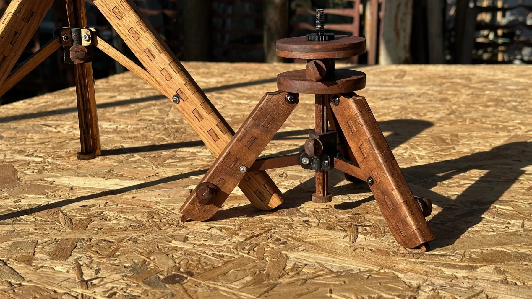 Foldable Wooden Tripod: folded leg arrangement from the side