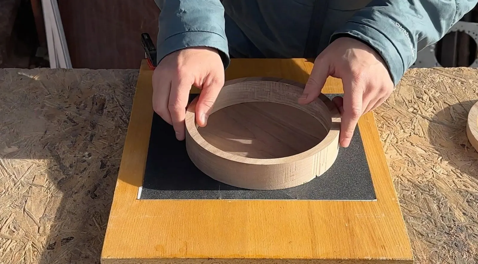 Round Maya / Aztec Jewelry Box: clamping the stacked body rings
