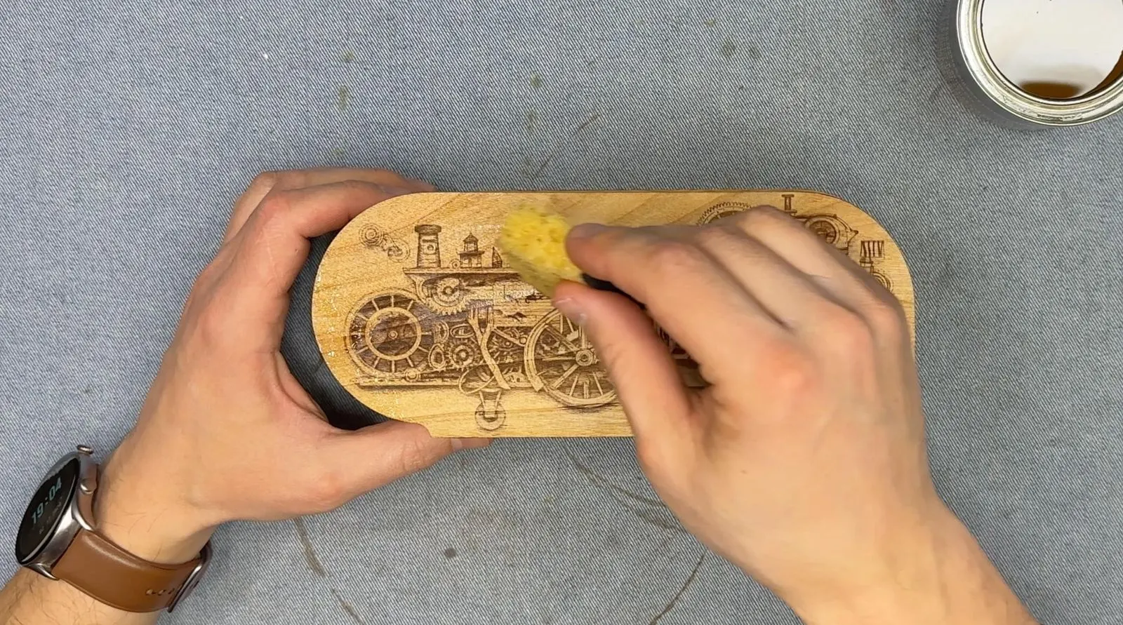 Steampunk Tambour Pencil Box: polishing the finished engraving
