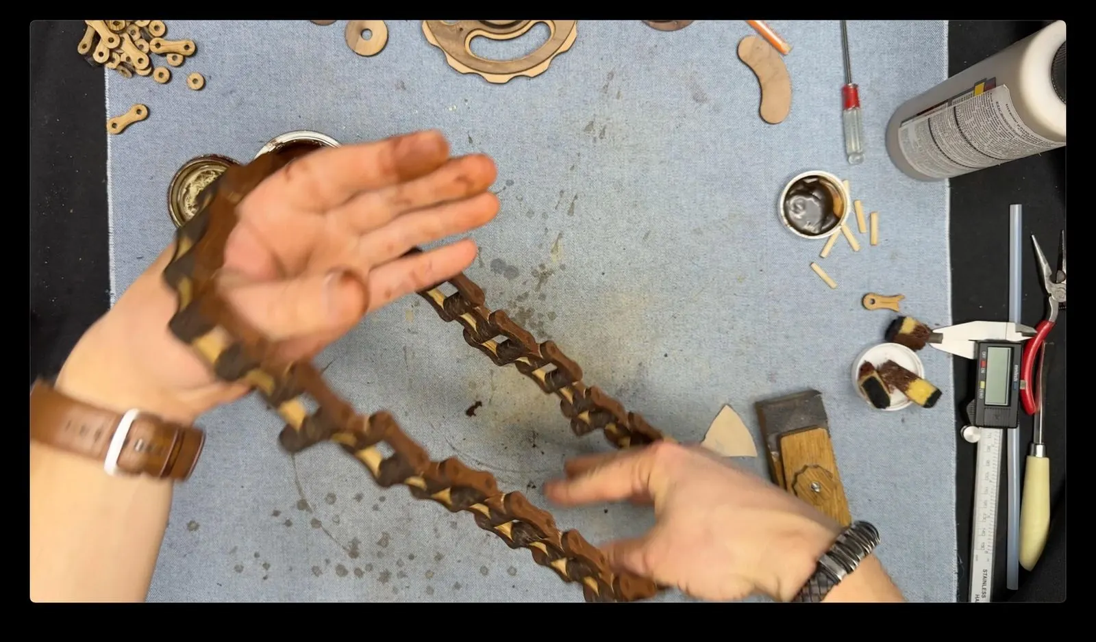Alchemy Spice Carousel: fitting spacers to the side brace