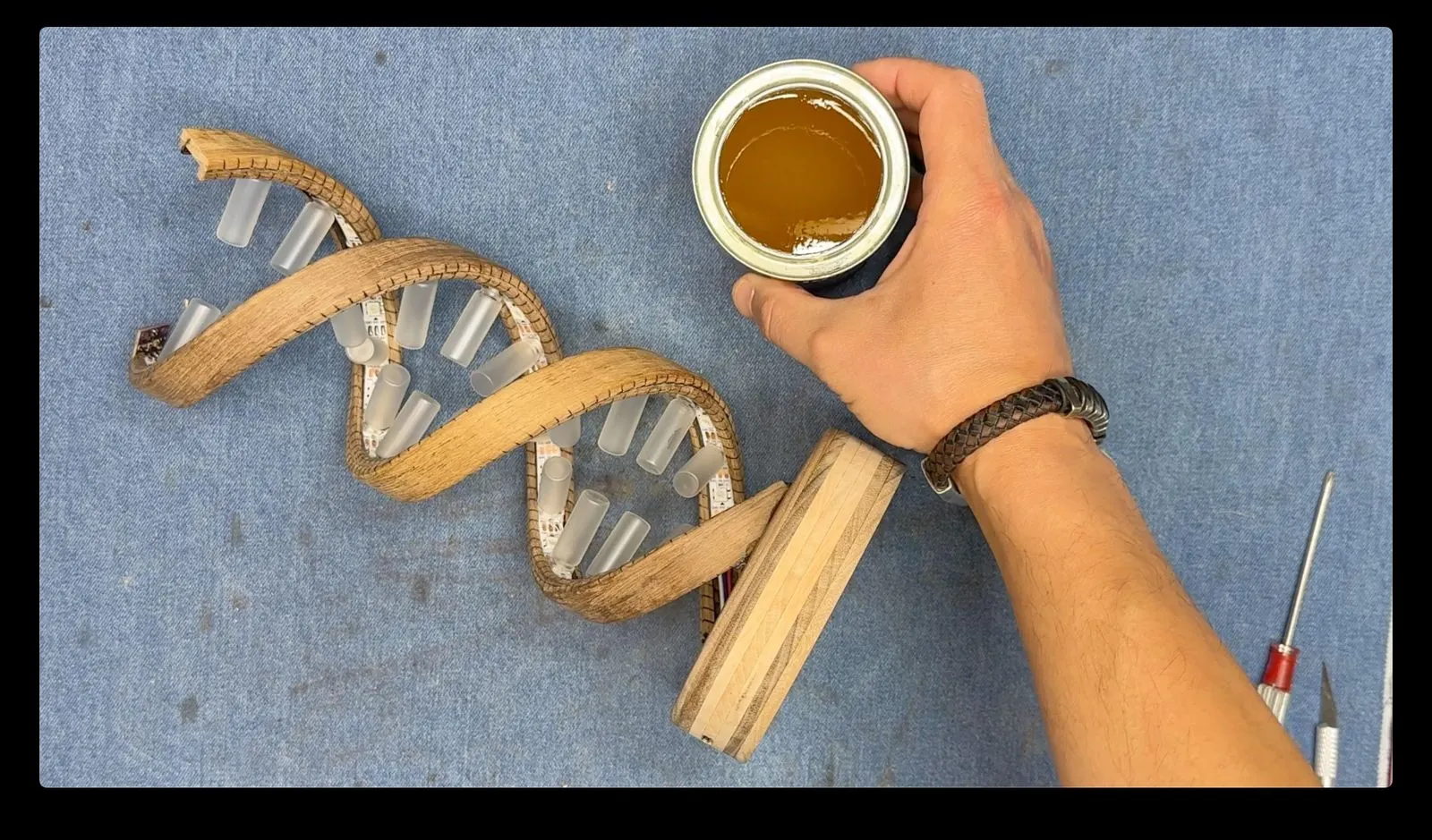 Gesture-Controlled DNA Lamp: applying finish to the assembled helix