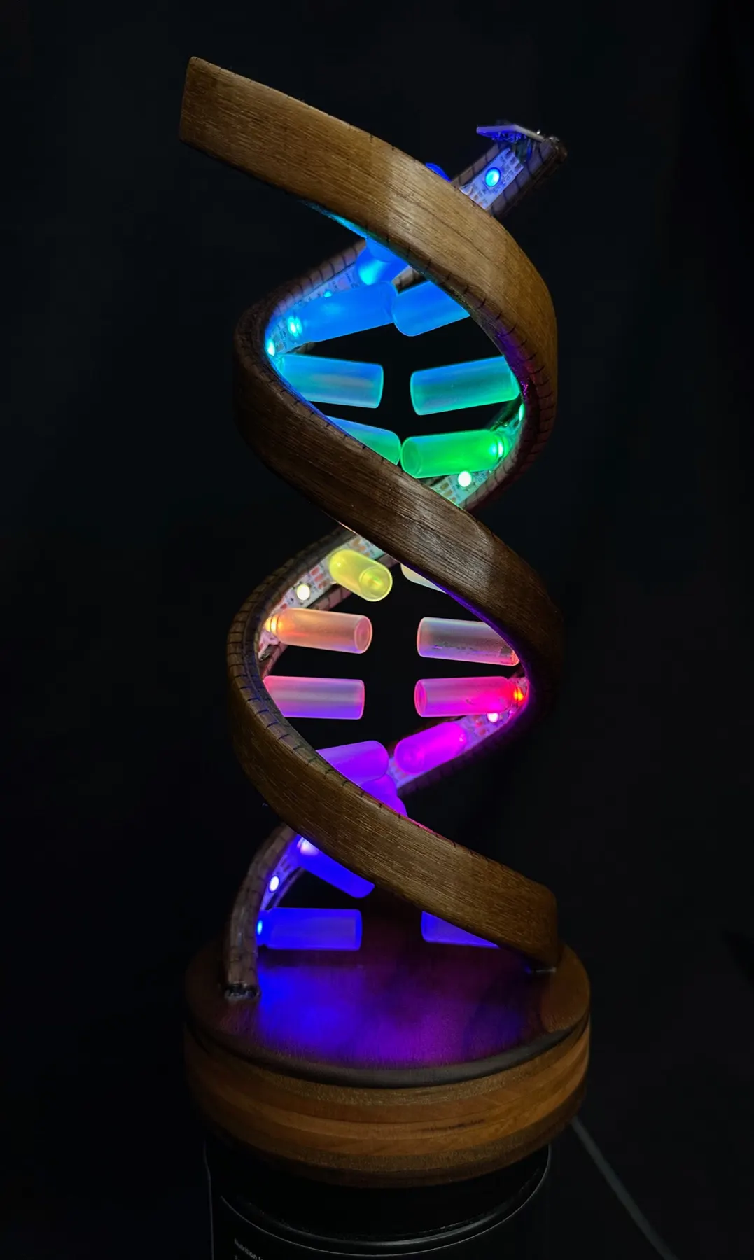 Gesture-Controlled DNA Lamp: green-and-magenta animation