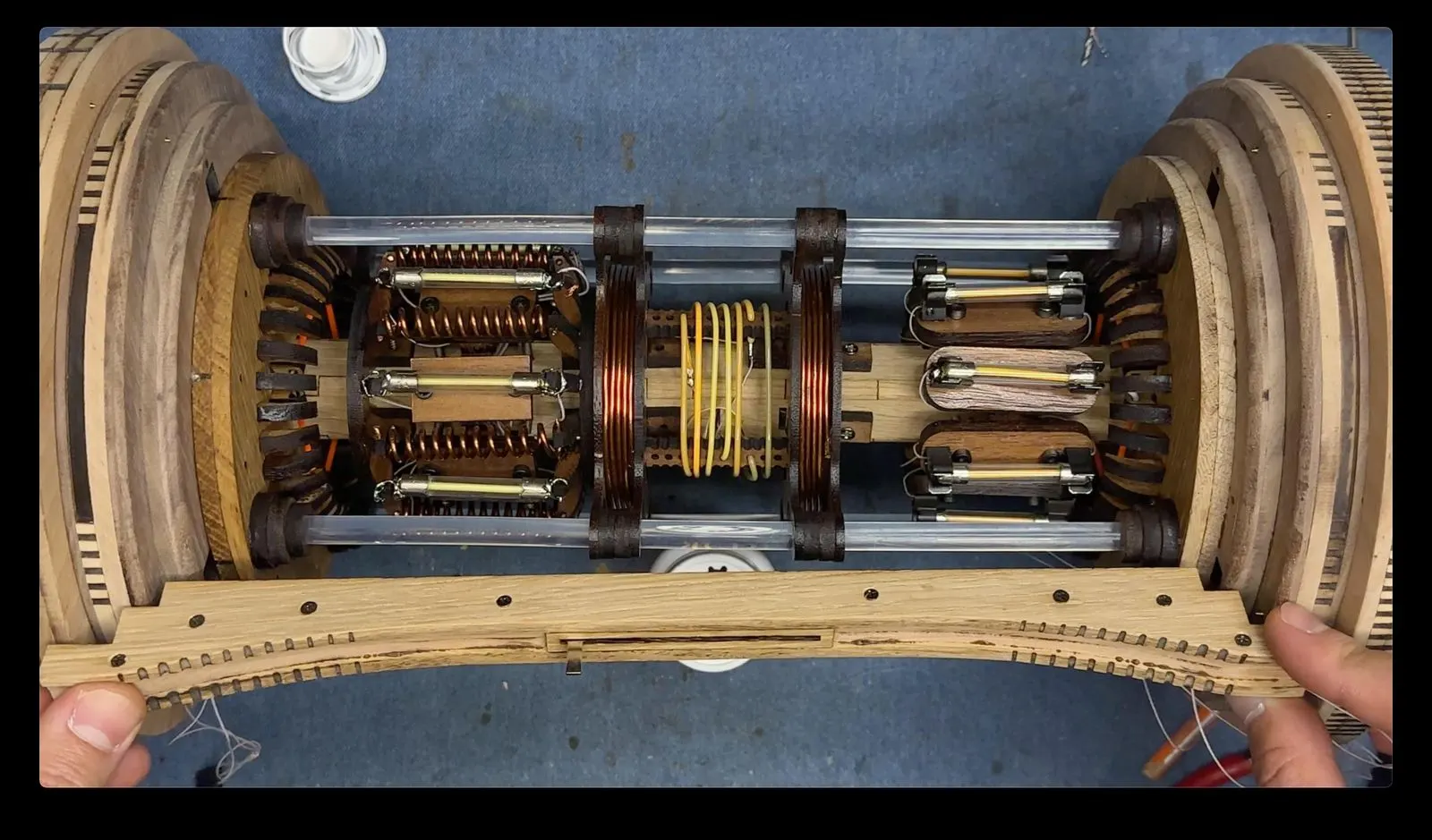 Wooden Reactor Simulator: open reactor with the internal frame exposed