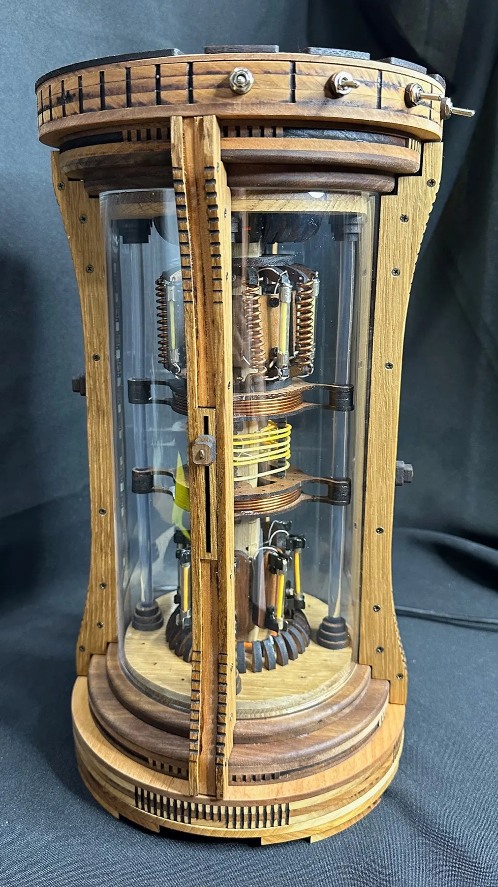 Wooden Reactor Simulator: rear view of the wooden frame