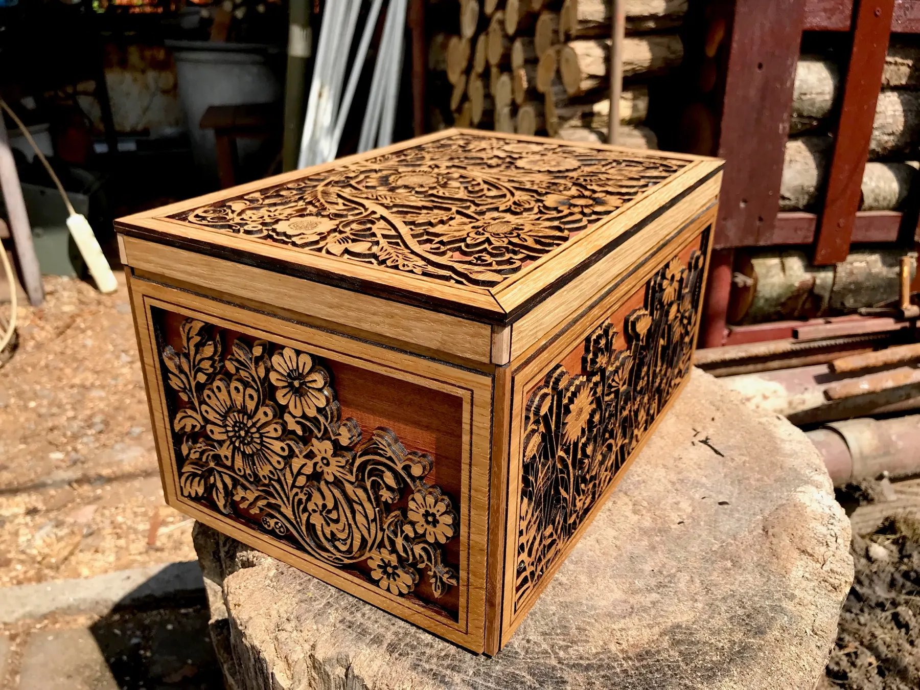 Big Floral Jewelry Box: finished box showing three decorated faces